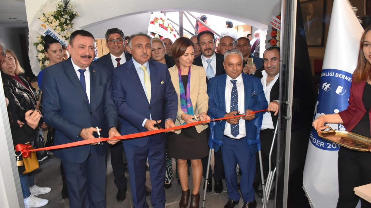 Engelli ve Aileleri Birliği Derneği merkezi açıldı