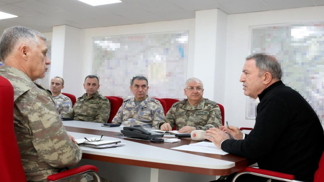 Bakan Akar: İdlib'de başlatılan Bahar Kalkanı Harekatı başarıyla sürdürülmekte