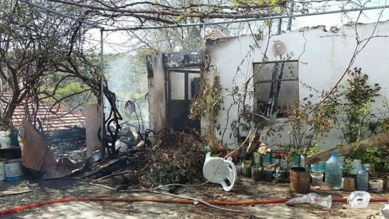 Evi Yanan Ailenin Yardımına Büyükşehir Koştu