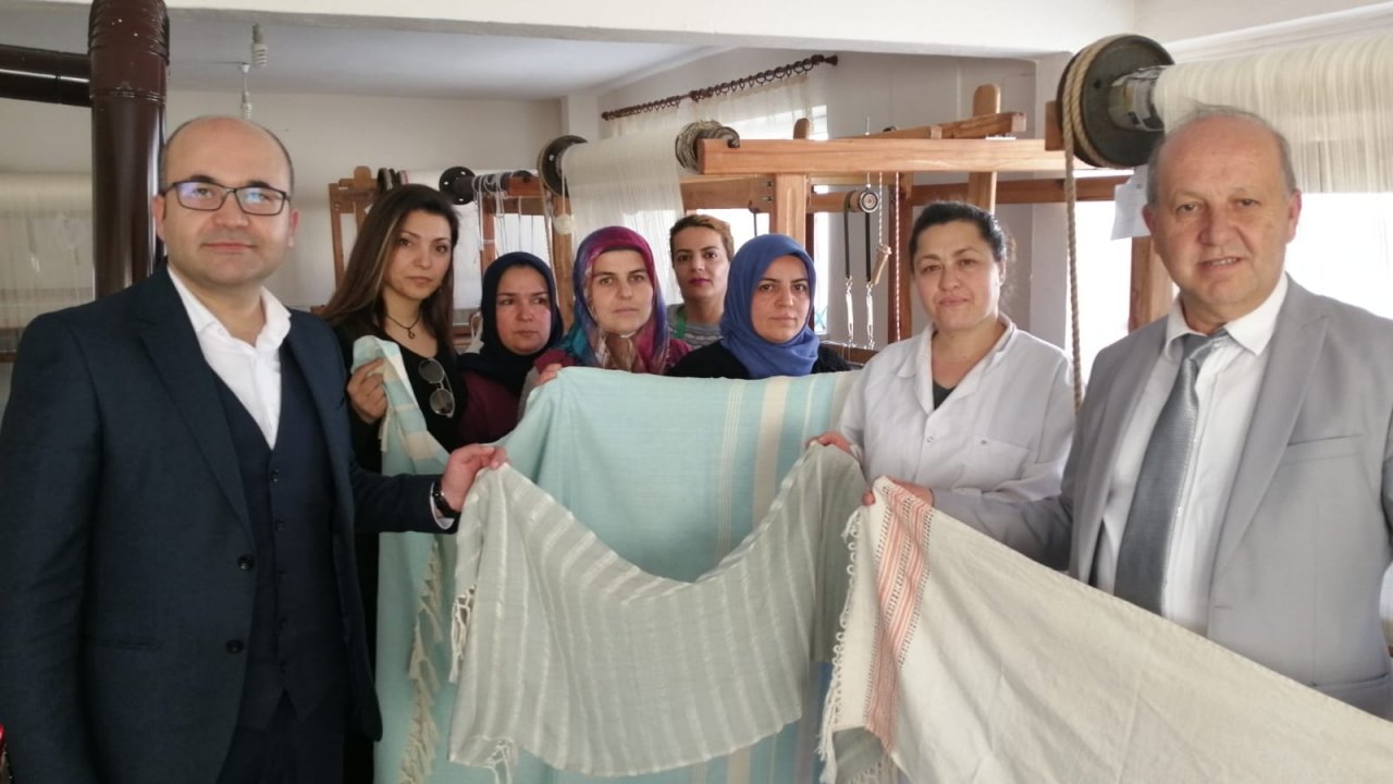 Kadınlar Günü’nde, kadınlara destek verdiler