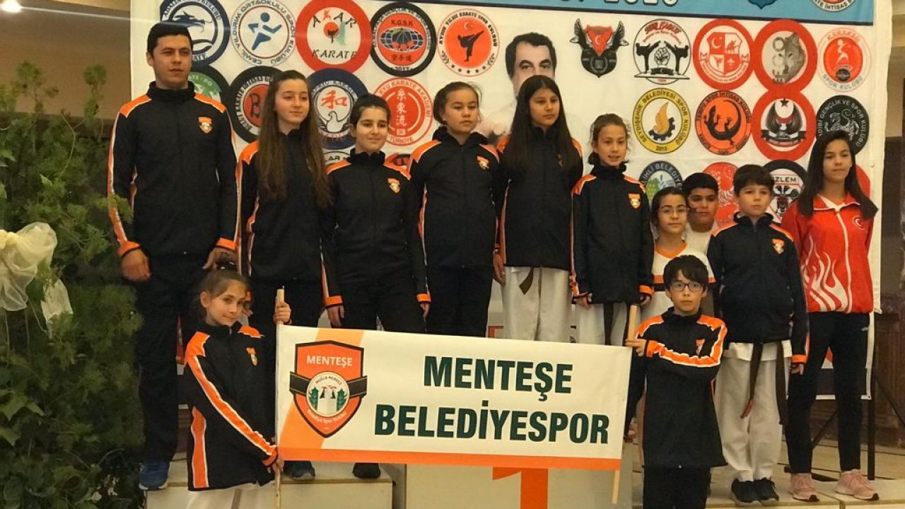 Menteşeli Karateciler madalyaları topladı