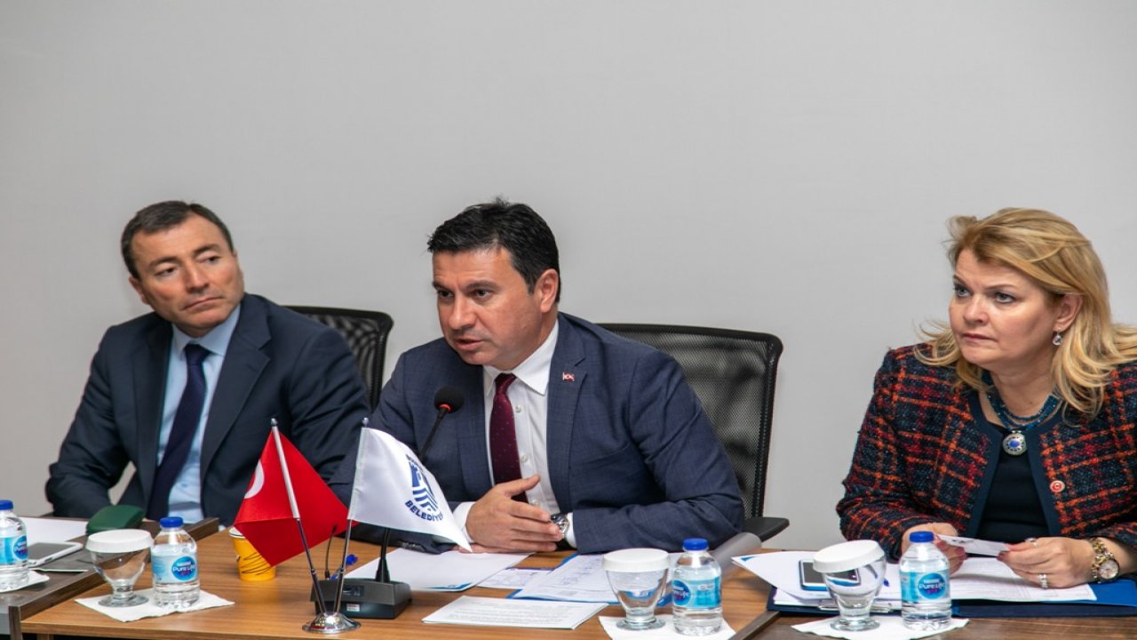 Başkan Aras: “Ekonomik göstergeler alt üst oldu”