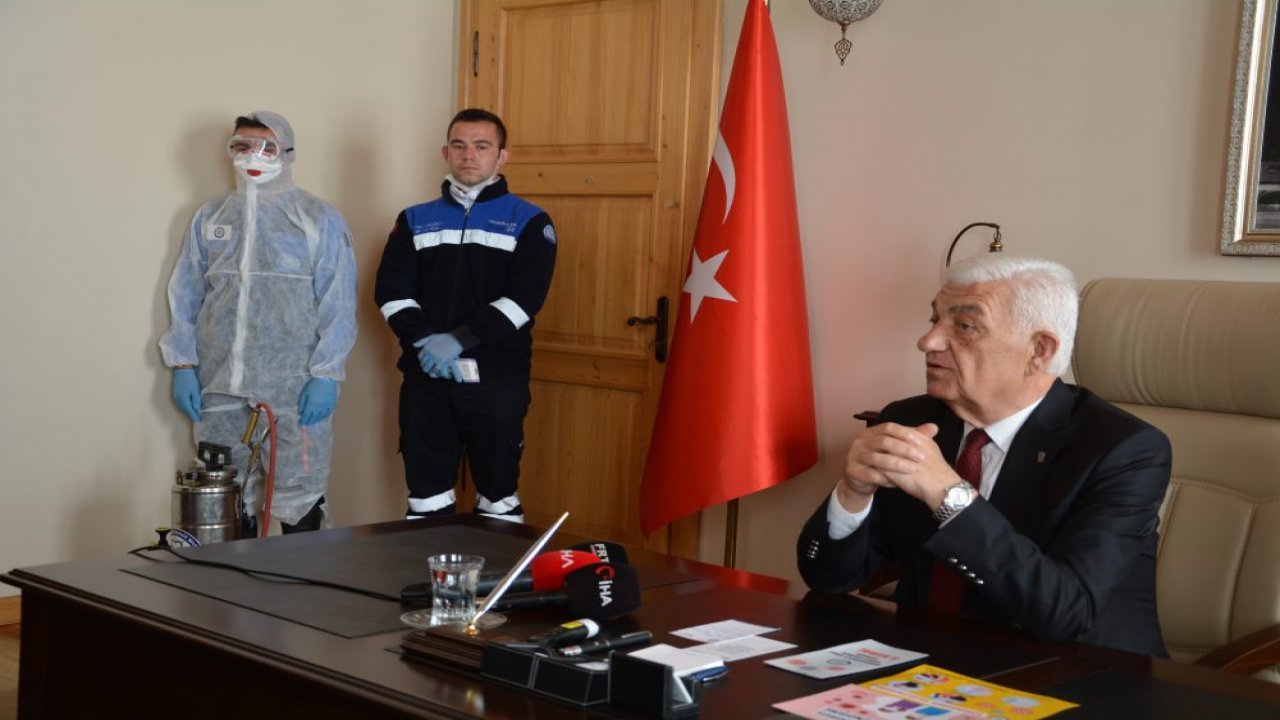 Büyükşehir Belediye Başkanı Gürün:  “24 yolcu ve 3 mürettebat karantina altında”