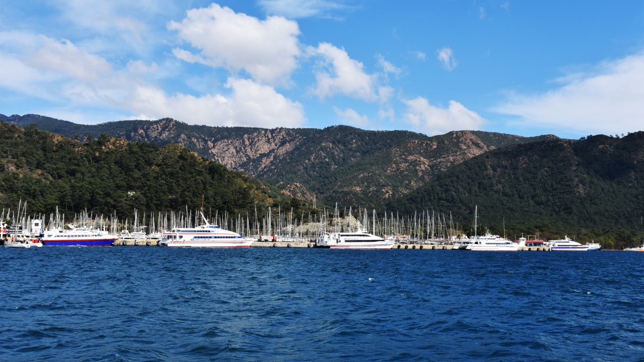 Marmaris'ten Rodos'a yapılan feribot seferleri  durduruldu