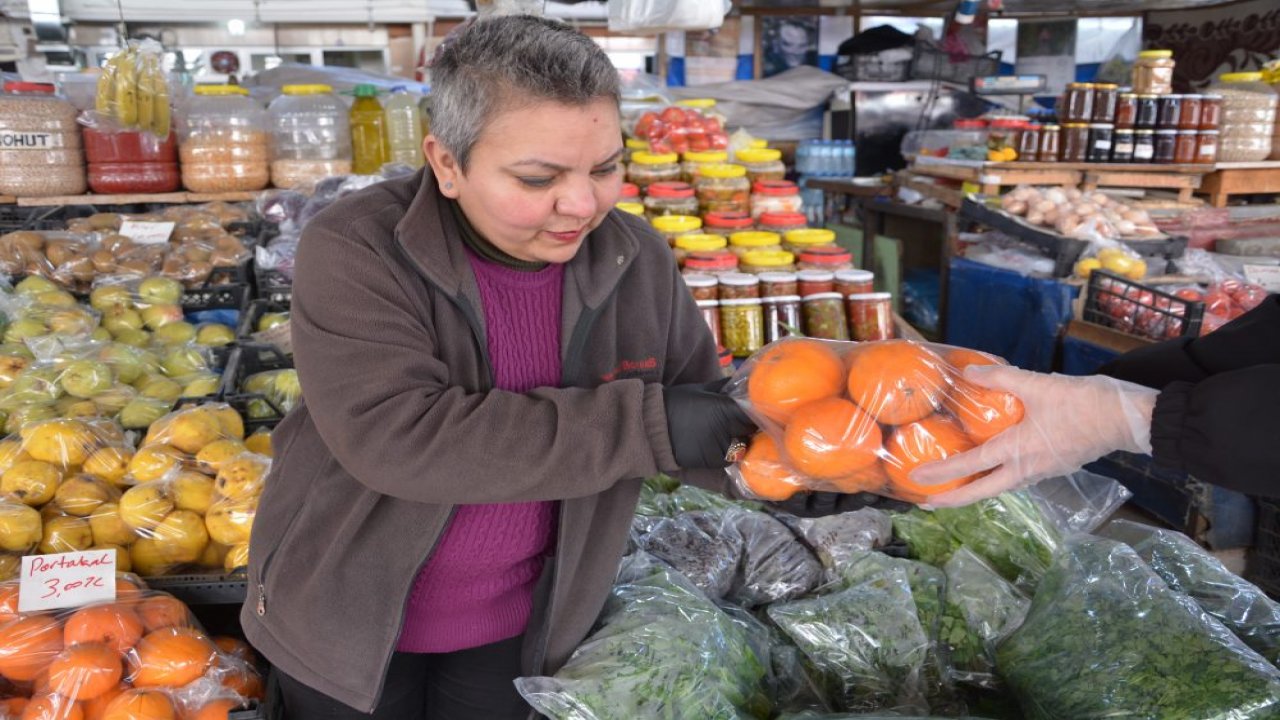 Pazar ürünleri poşete girdi