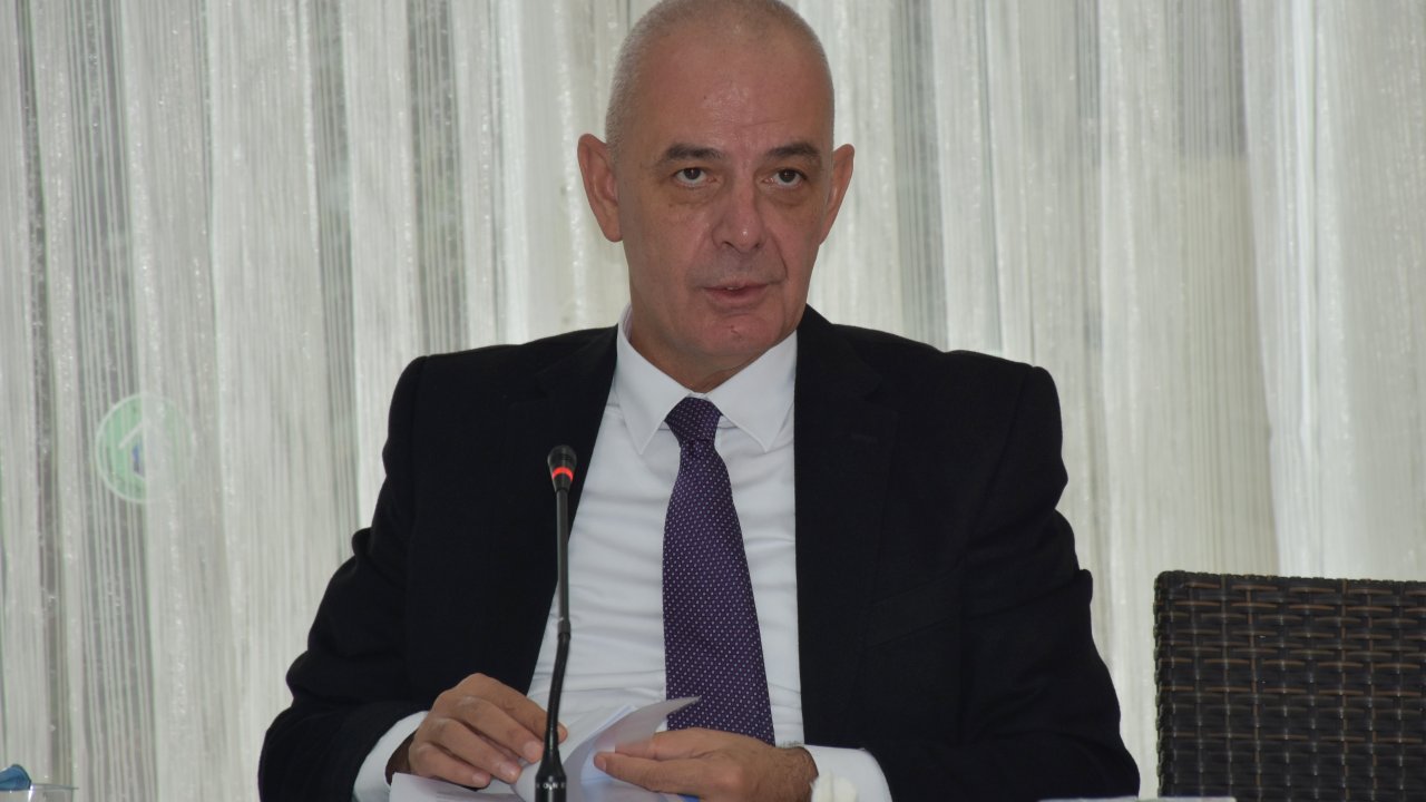 Marmaris Kaymakamı Aksoy, 65 yaş ve üstüne telefon numarasını verdi