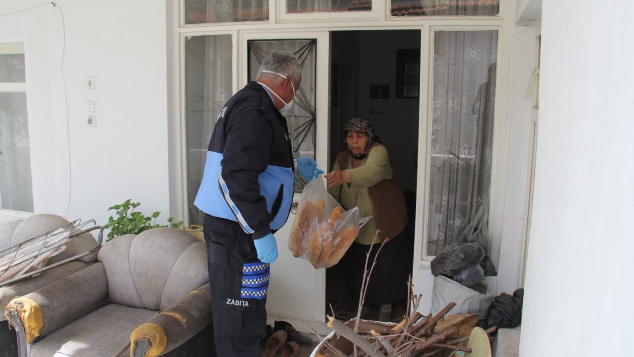 Ula Belediyesi yaşlılar için iş başında