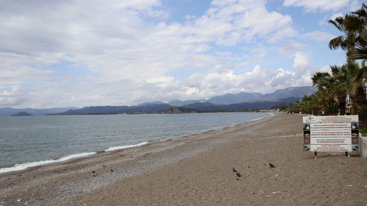 Turizm merkezlerinde 'evde kal' çağrısına uyuldu