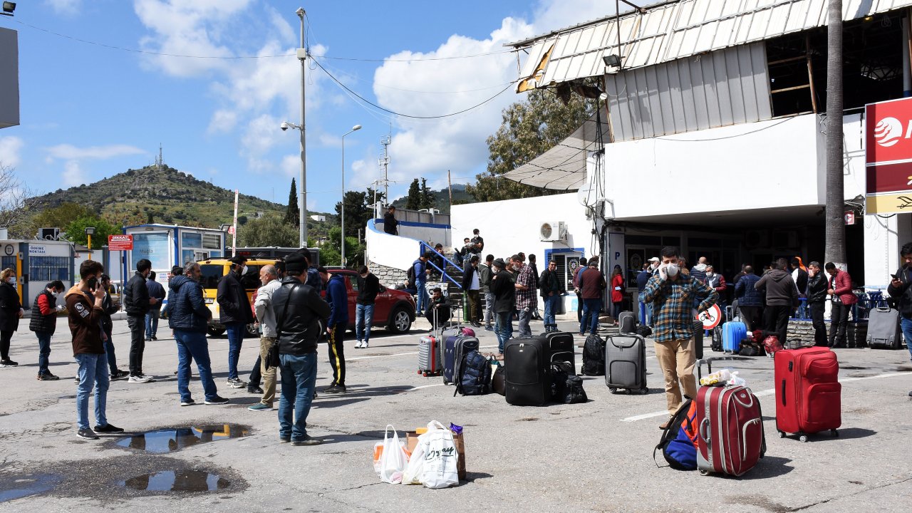 Memleketlerine dönmek isteyen işçilere özel seferler düzenlendi