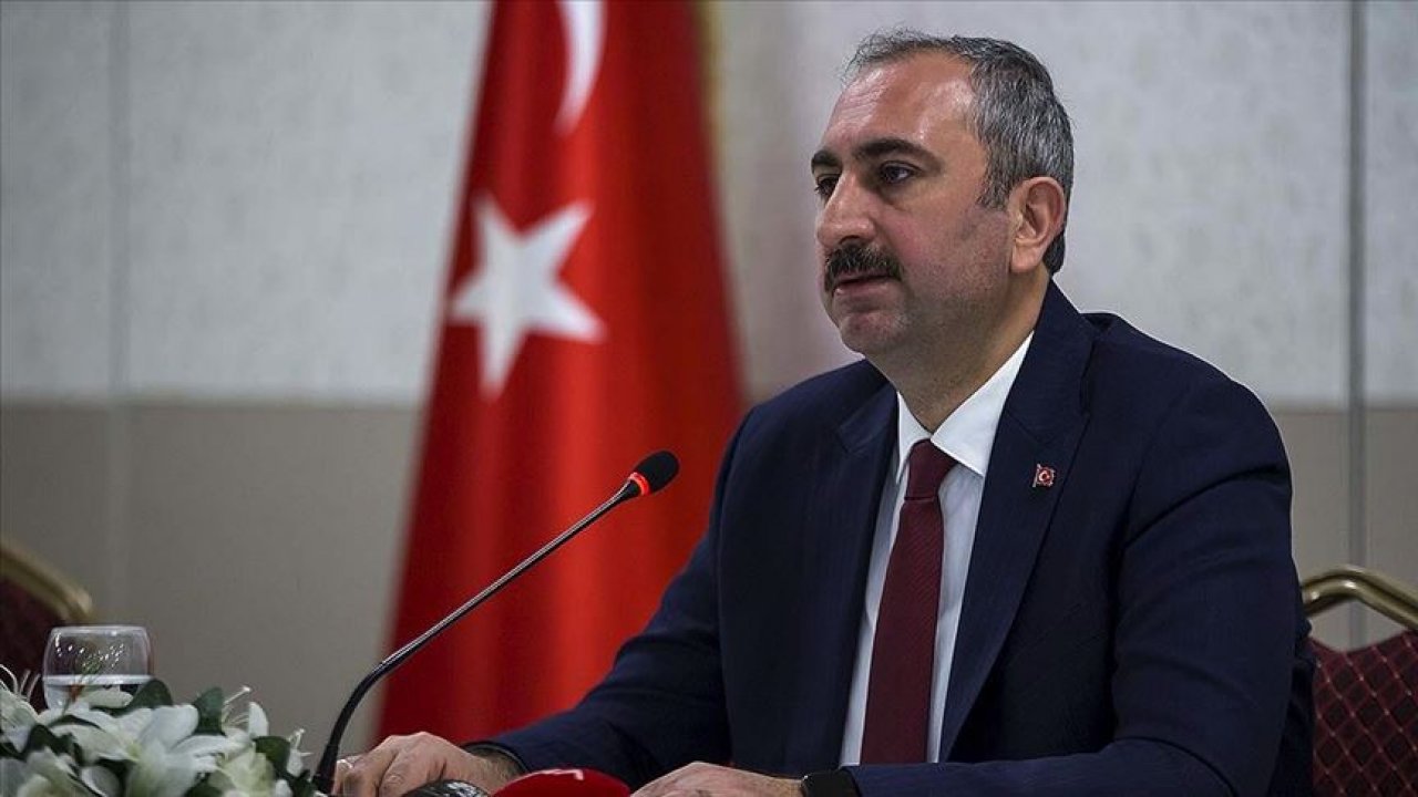 Adalet Bakanı Gül: Bugünden itibaren cezaevlerinde görev yapan personel evlerine gönderilmeyecek