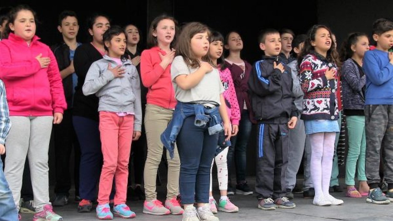 Kimsesiz çocuklar Bodrum’da 23 Nisan tatilinde