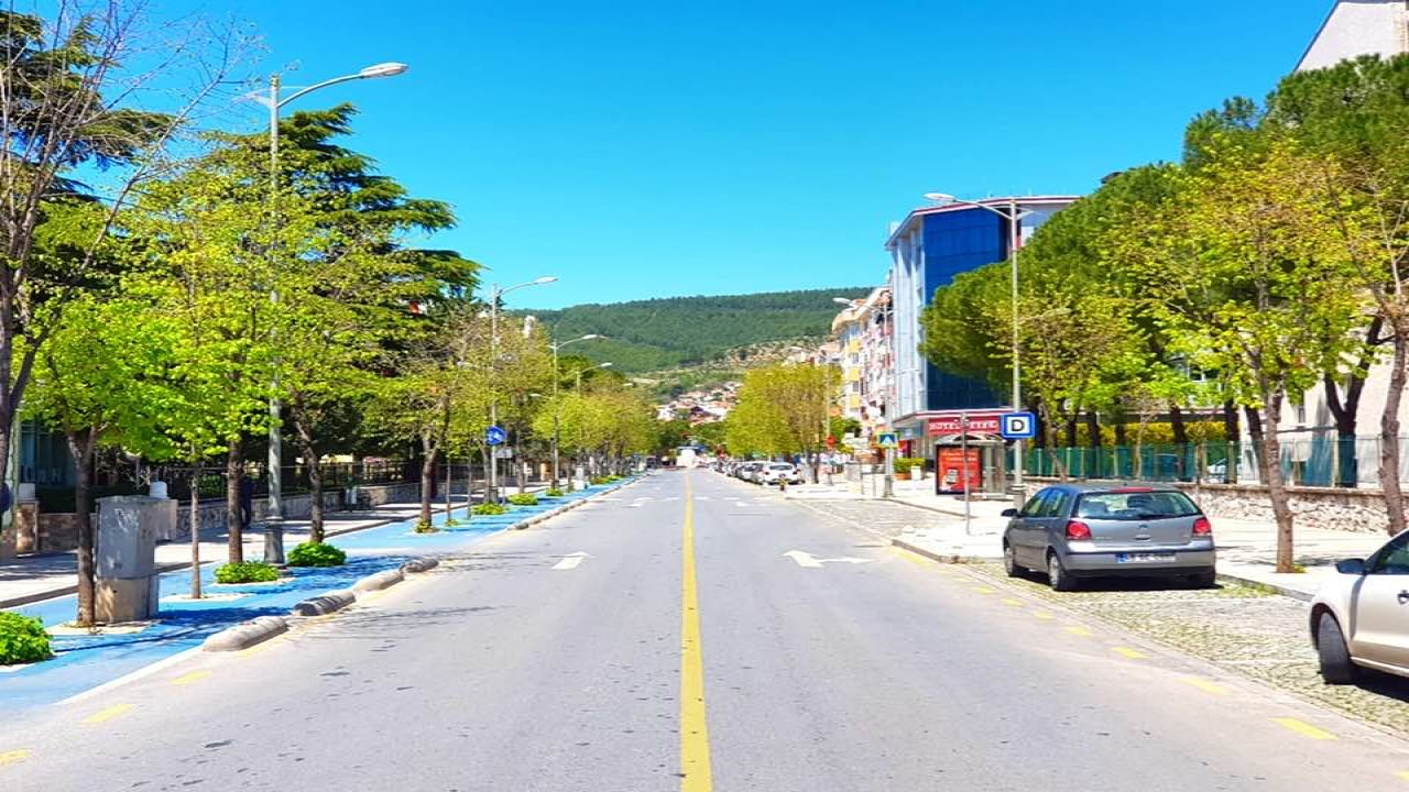 Menteşe sokaklarını sessizlik bürüdü