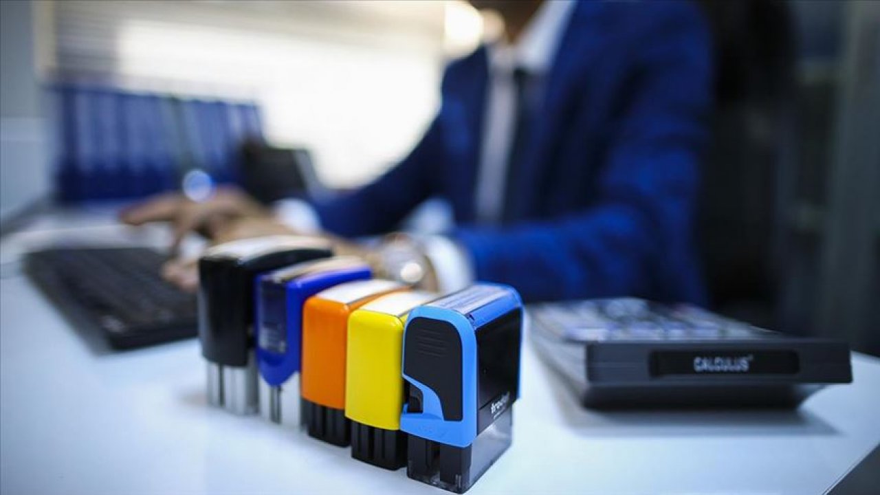 24 Nisan'da tüm kamu çalışanları idari izinli sayılacak