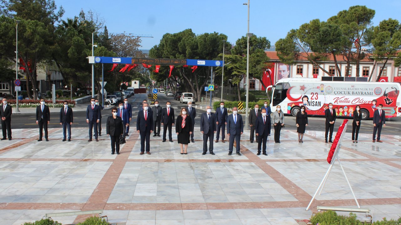 Muğla’da Coronavirüs önlemli 23 Nisan programı düzenlendi