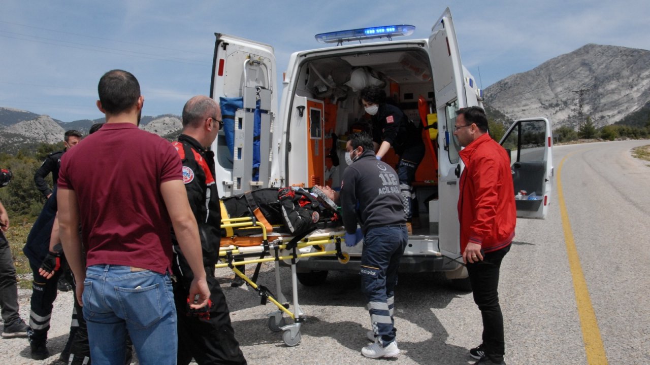 Muğla’da yunus polis kazada yaralandı