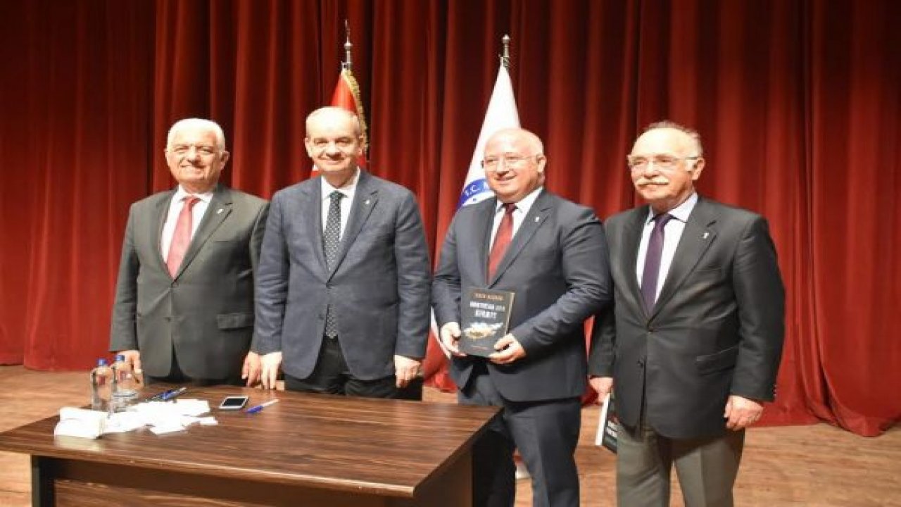 Başbuğ Okuyucularıyla Buluştu