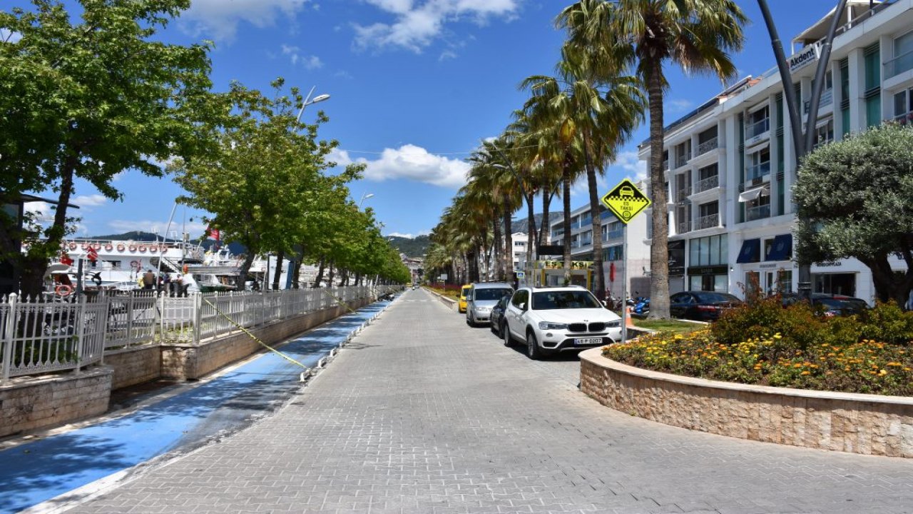 Marmaris'te bisiklete binme yasağı kaldırıldı