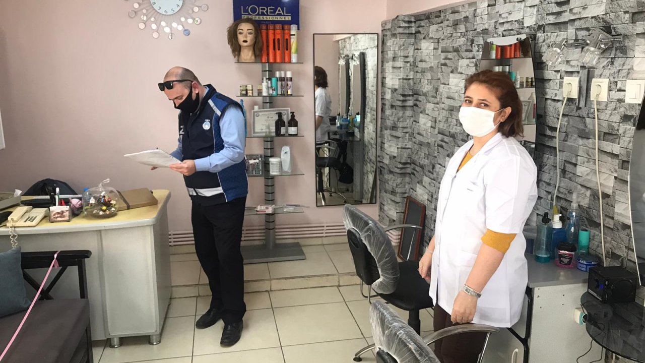 Büyükşehir zabıtasından kuaförlere denetim