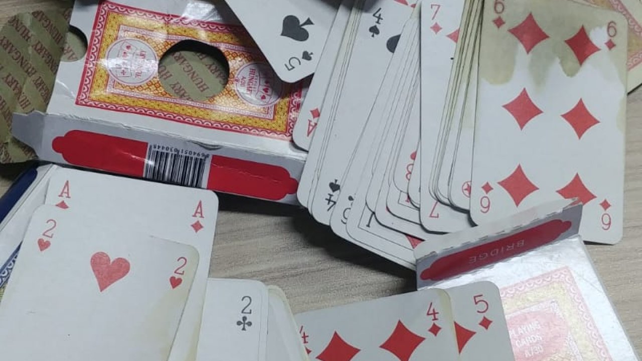 İnşaat halindeki evde kumar oynayan 8 kişiye 35 bin 240 lira ceza