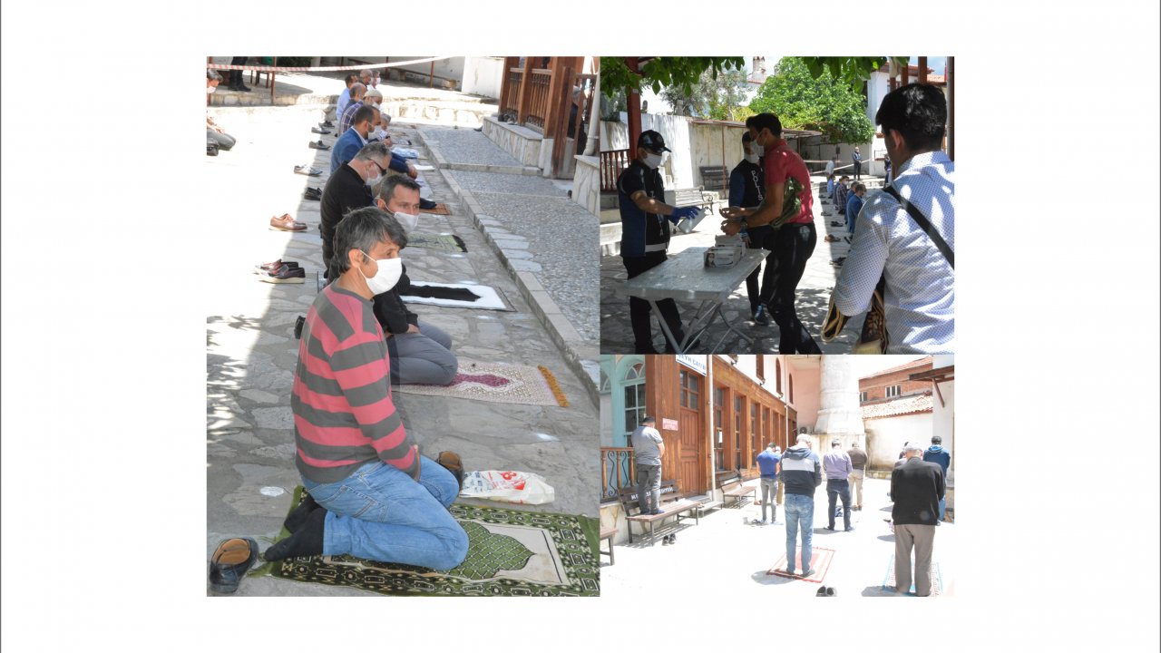 Sosyal Mesafeli Cuma namazı kılındı