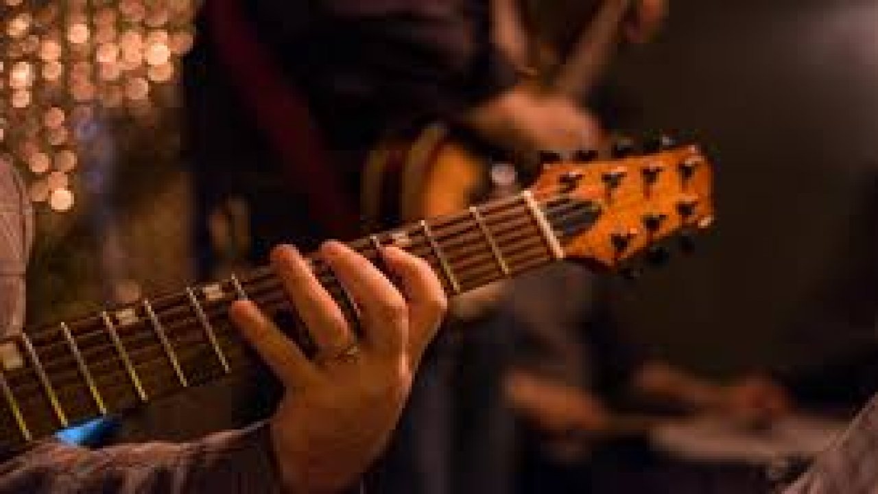 Marmaris'te restoran, kafe ve eğlence yerleri canlı müzik yapabilecek