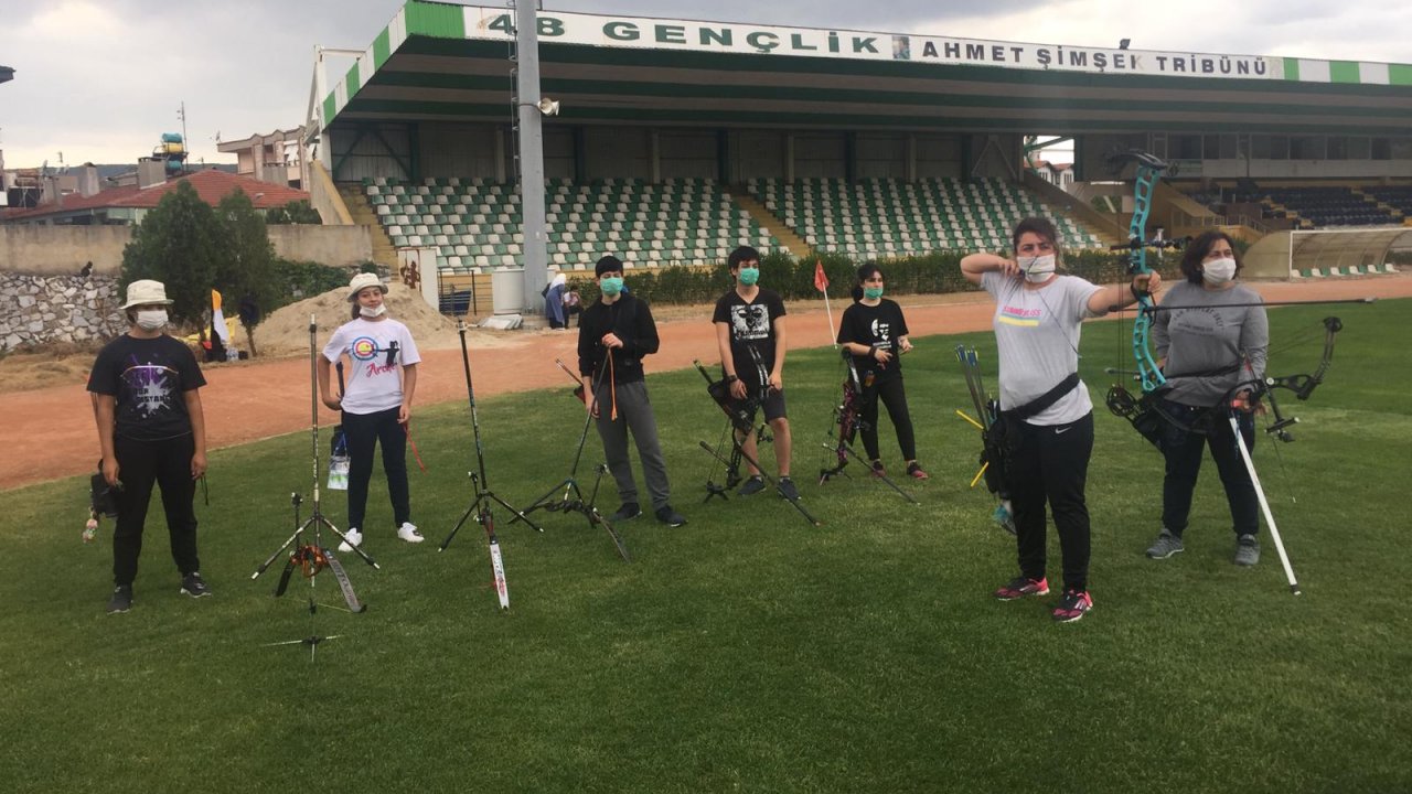 Antrenmanlar kontrollü olarak başladı