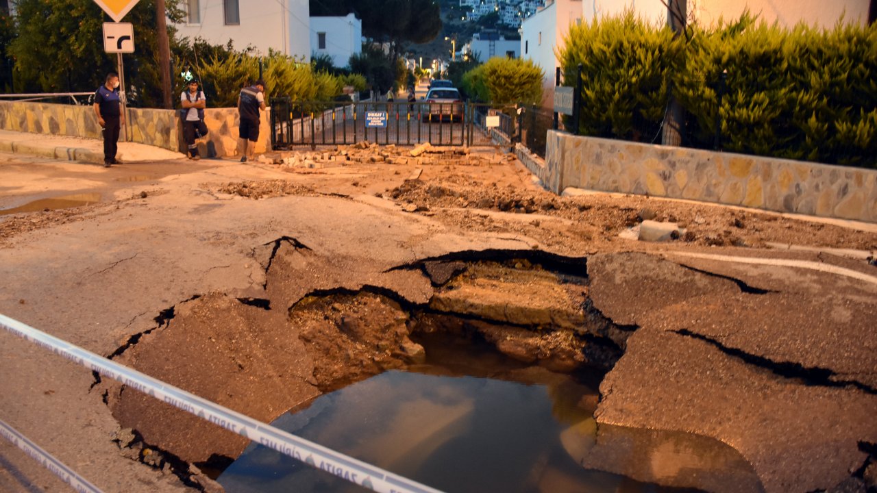 Bodrum'da içme suyu isale hattında patlama
