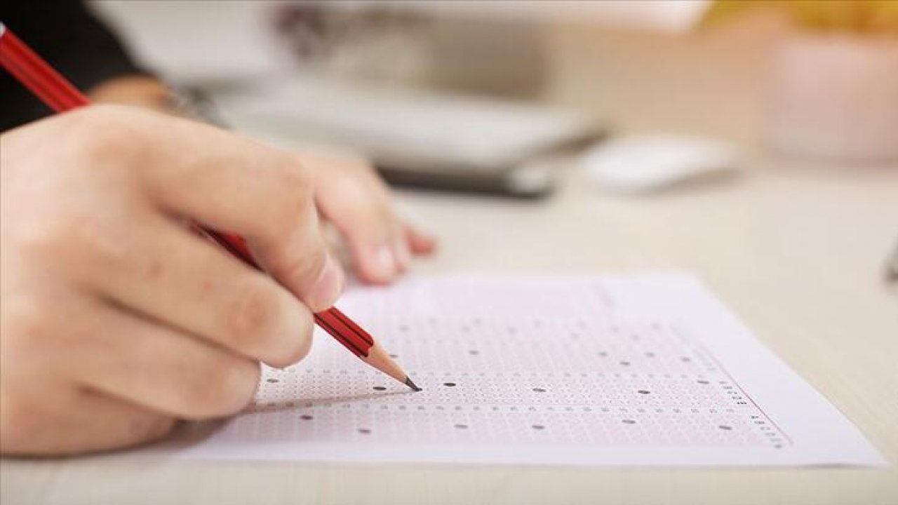 LGS sınavının soru kitapçığı ve cevap anahtarı yayınlandı