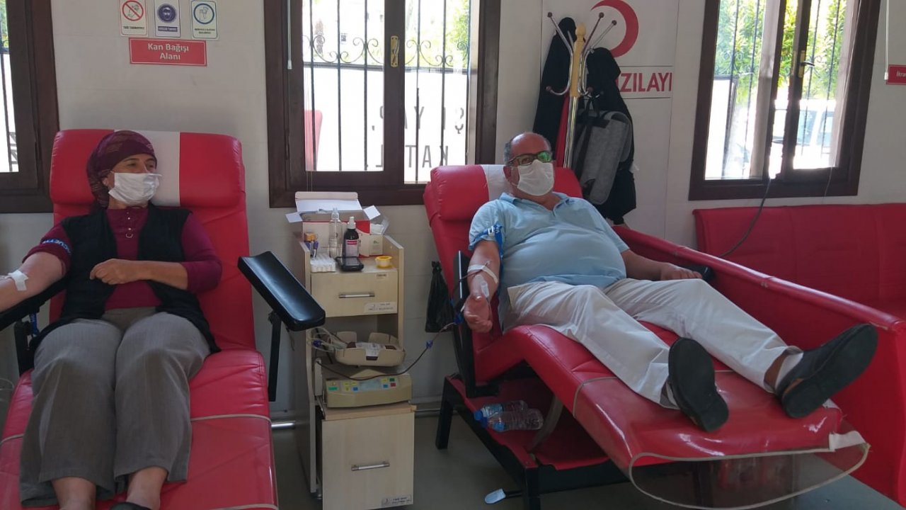 Yurt Sendikları’ndan kan bağışına destek