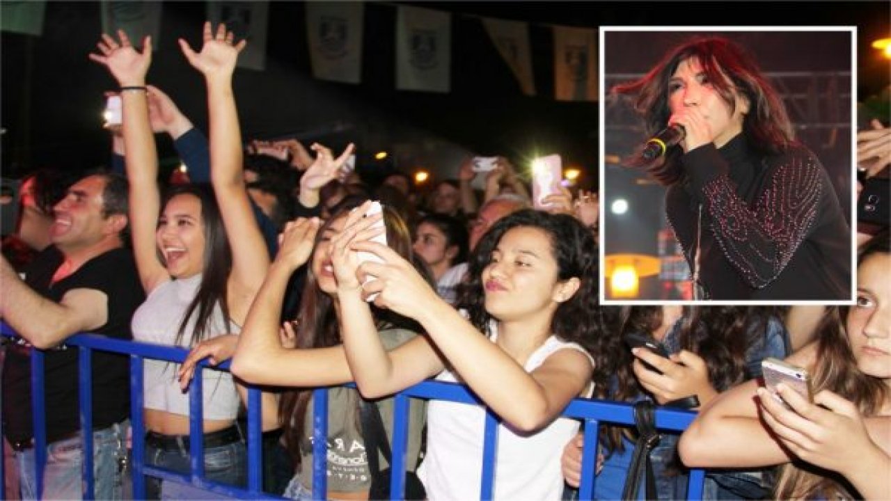 Hande Yener konserinde izdiham