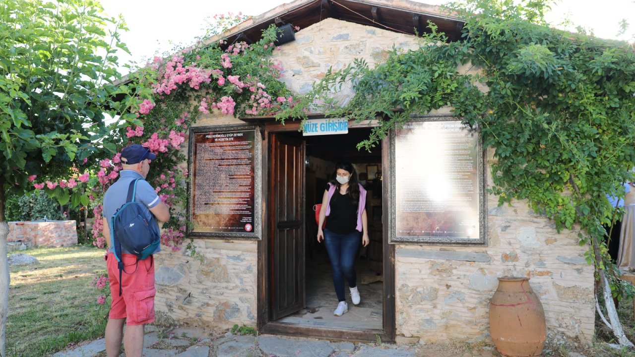 Seyahat acentelerinin Kerimoğlu Evi turu