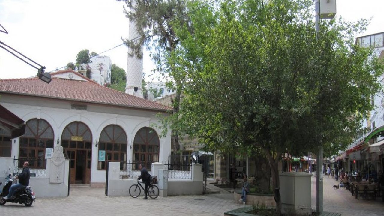 Marmaris'te camilerin abdesthane, şadırvan ve tuvaletleri açıldı