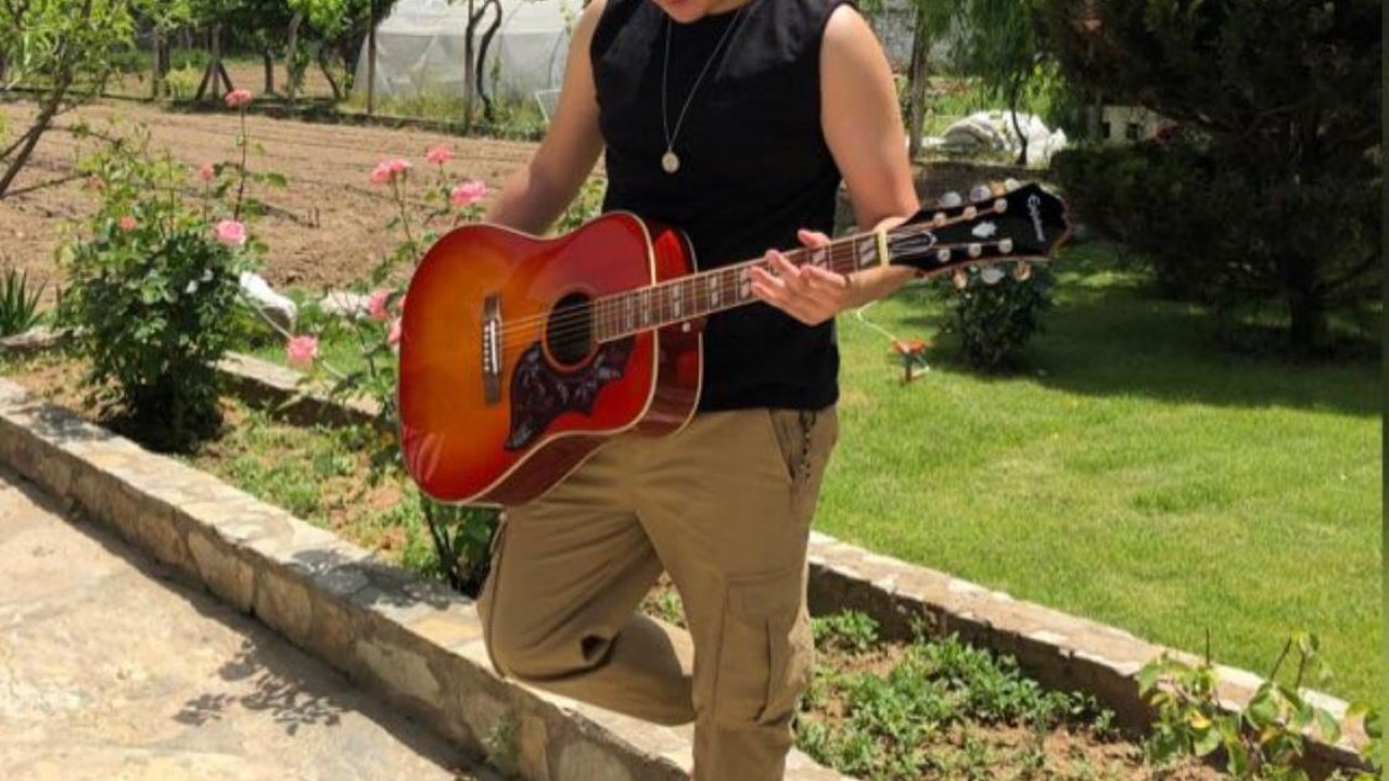 Adnan Can Uslu ile sohbet tadında röportaj