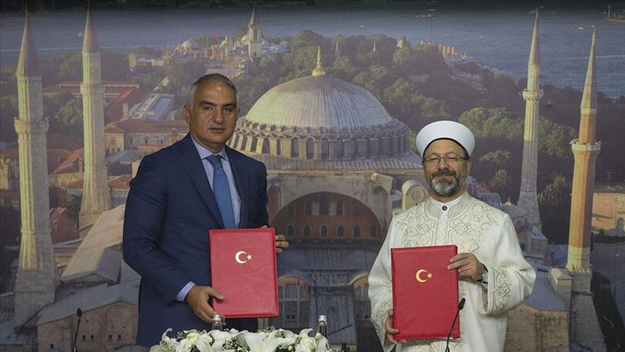 Kültür ve Turizm Bakanlığı ile Diyanet İşleri Başkanlığı arasında 'Ayasofya' protokolü imzalandı