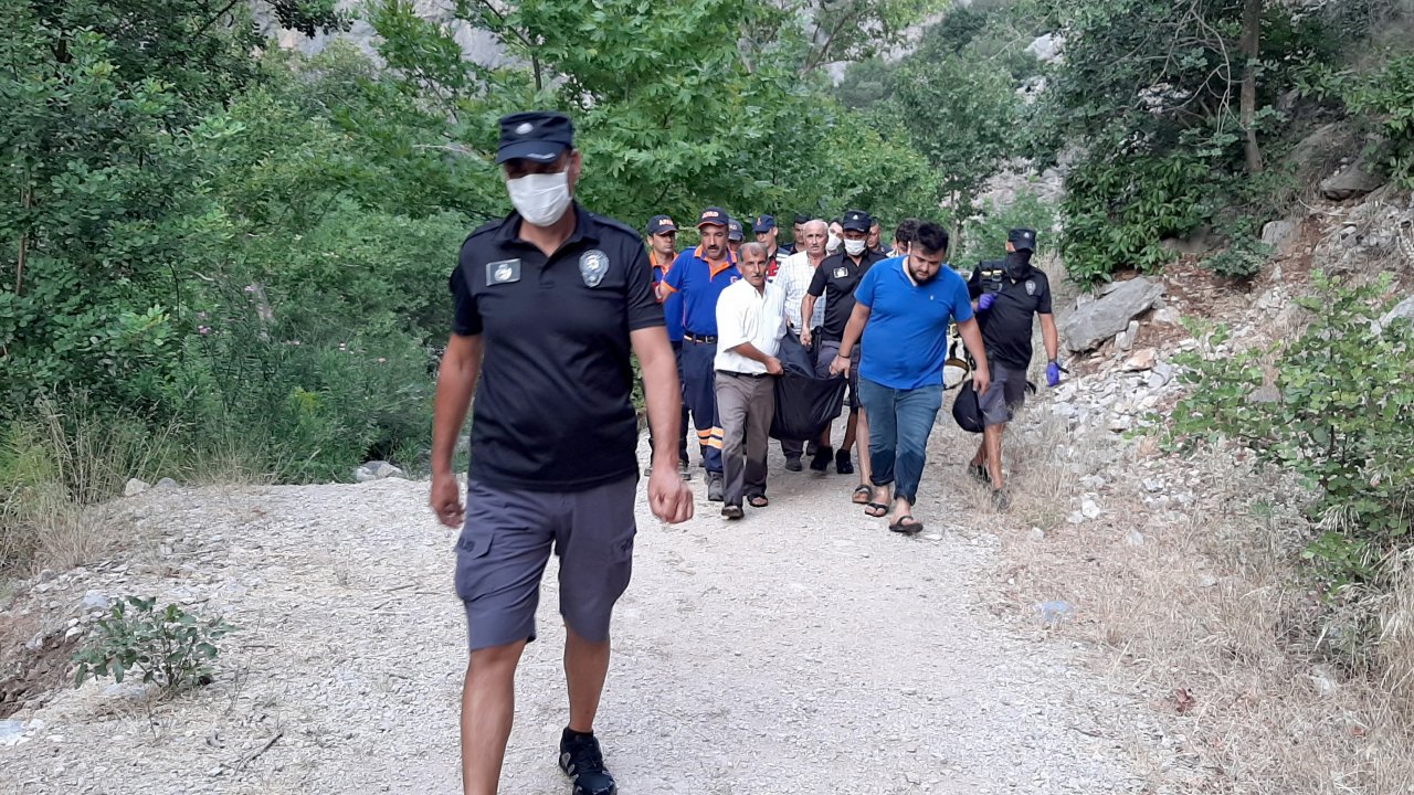 Dereye giren kişi boğuldu