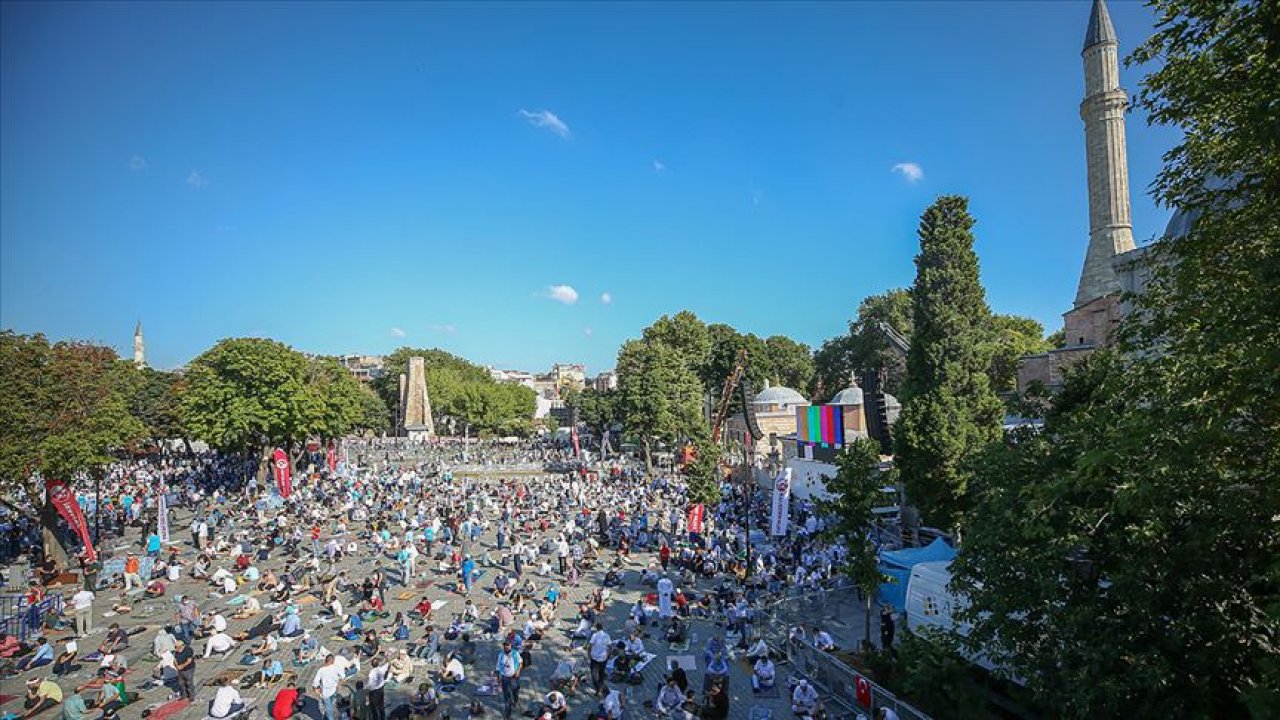 Ayasofya-i Kebir Cami-i Şerifi ibadete açılıyor