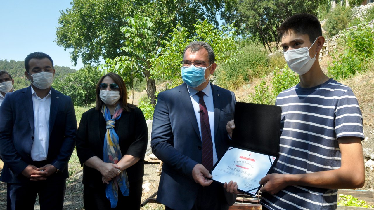 Lise öğrencisi elektrik üreten sistem geliştirdi