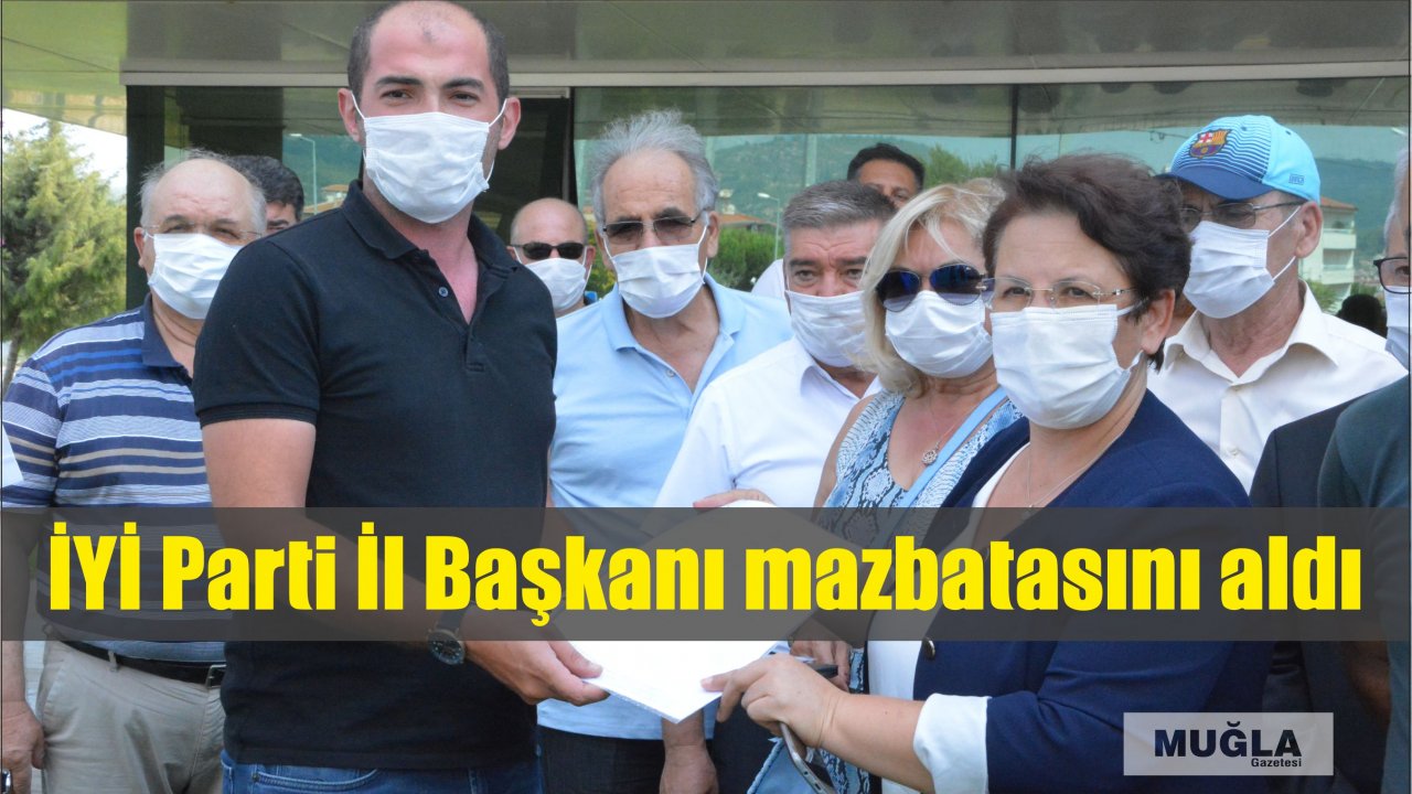 İYİ Parti İl Başkanı mazbatasını aldı