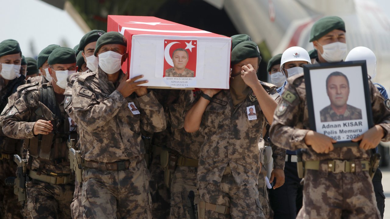 Şehit cenazesi memleketine getirildi