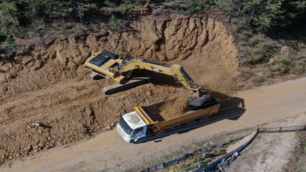 Kavaklıdere’de yol çalışması başladı
