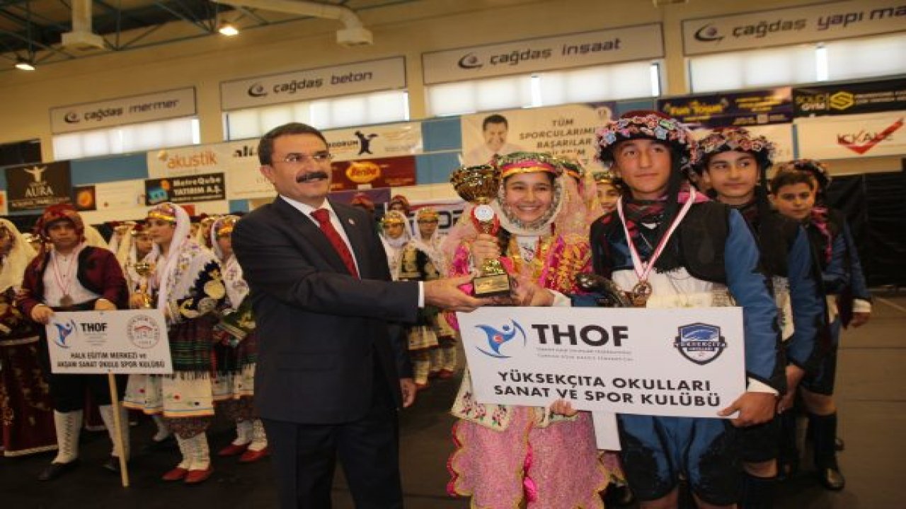 Halkoyunları grup yarışmaları Bodrum’da yapıldı