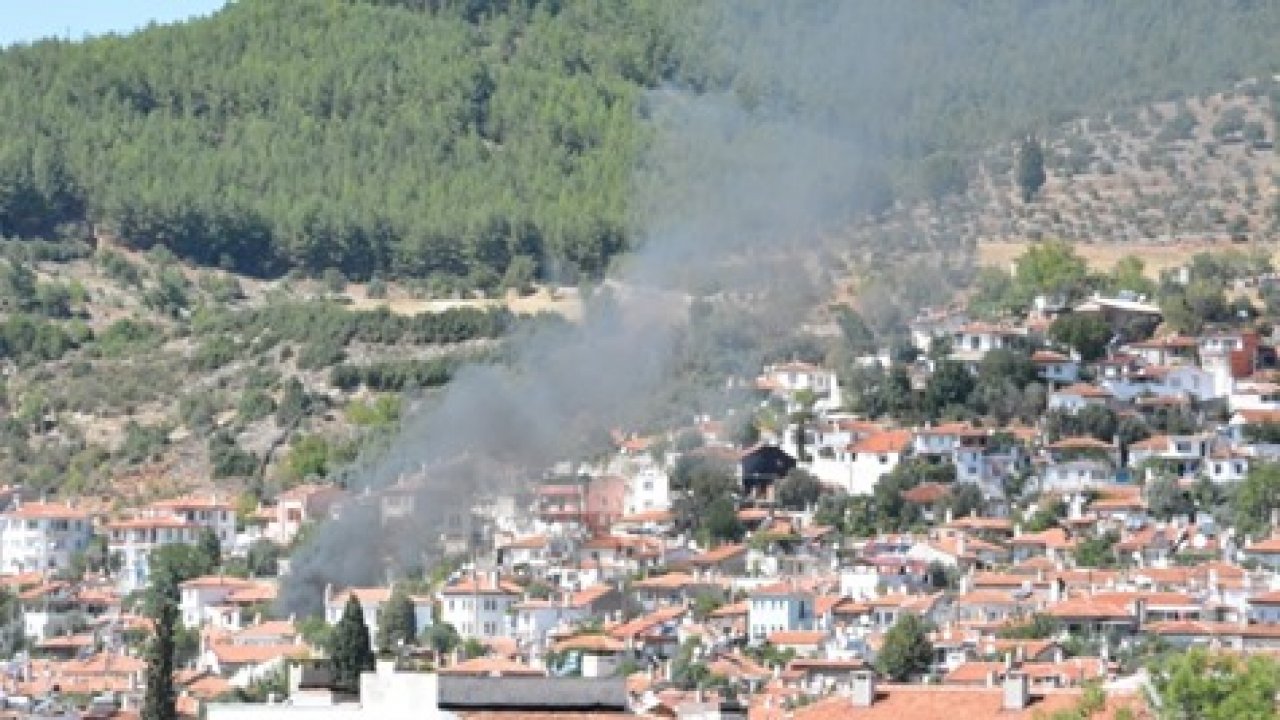 Menteşe'de yangın