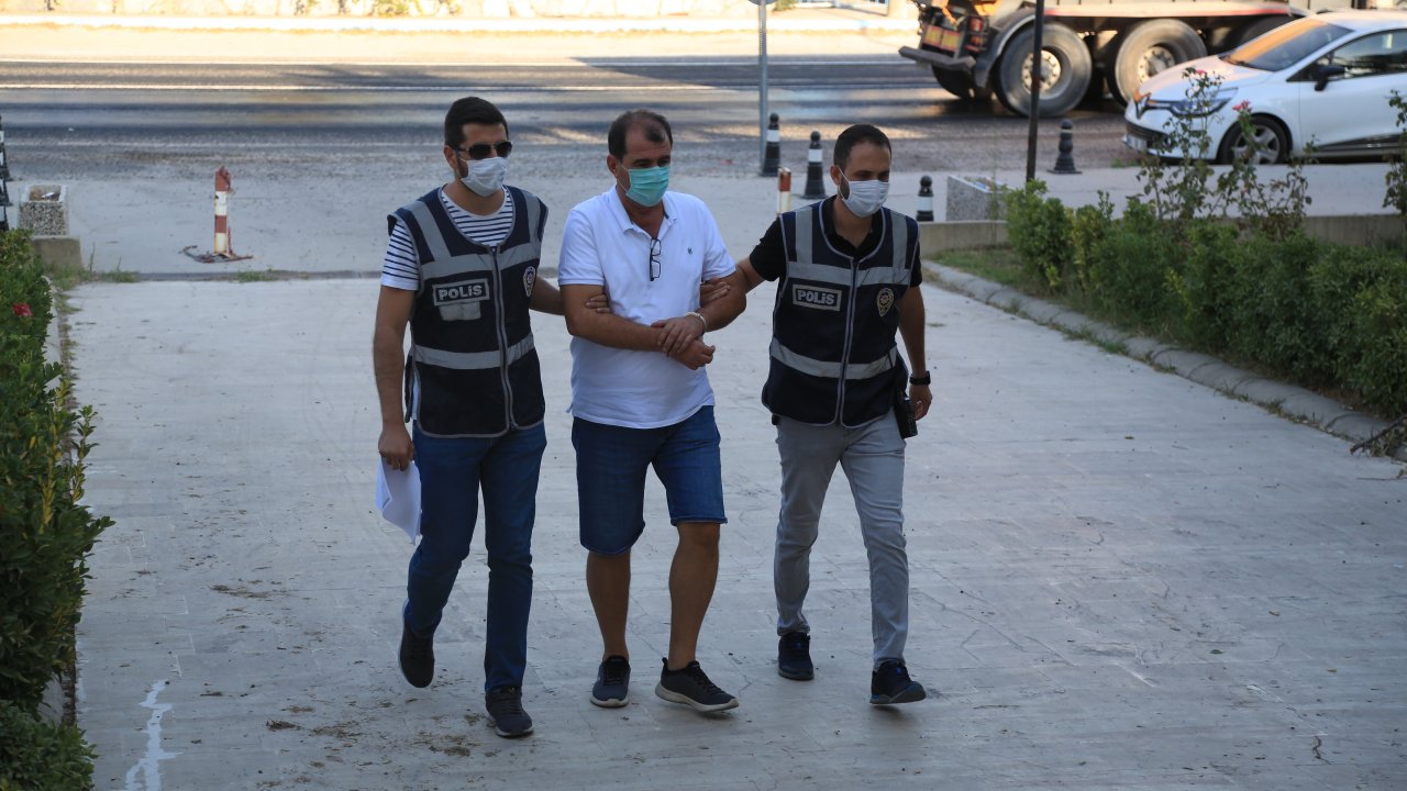 Aranan FETÖ şüphelisi eski binbaşı tutuklandı