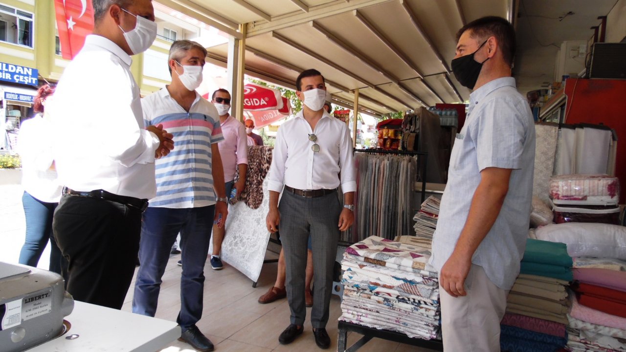 Vekil Erbay esnafla bir araya geldi