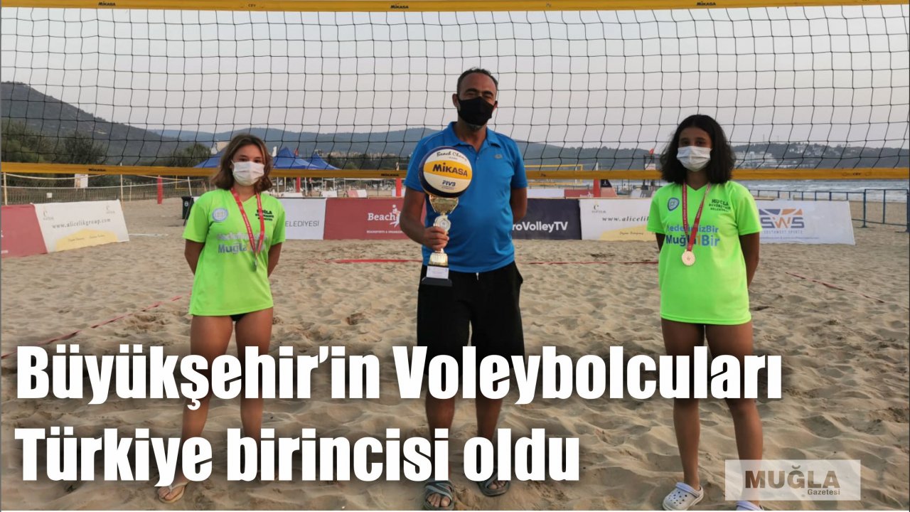 Büyükşehir’in Voleybolcuları Türkiye birincisi oldu