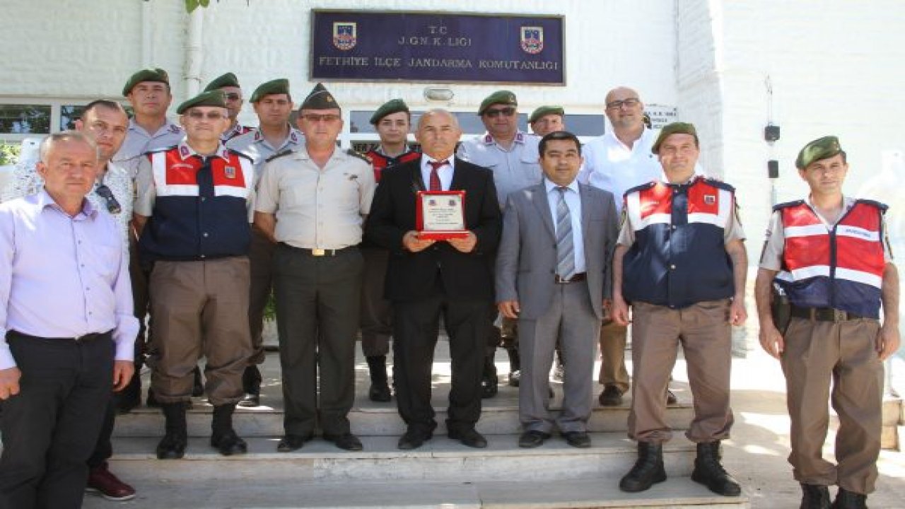 Fethiye’de jandarmadan yılın şoförüne ödül