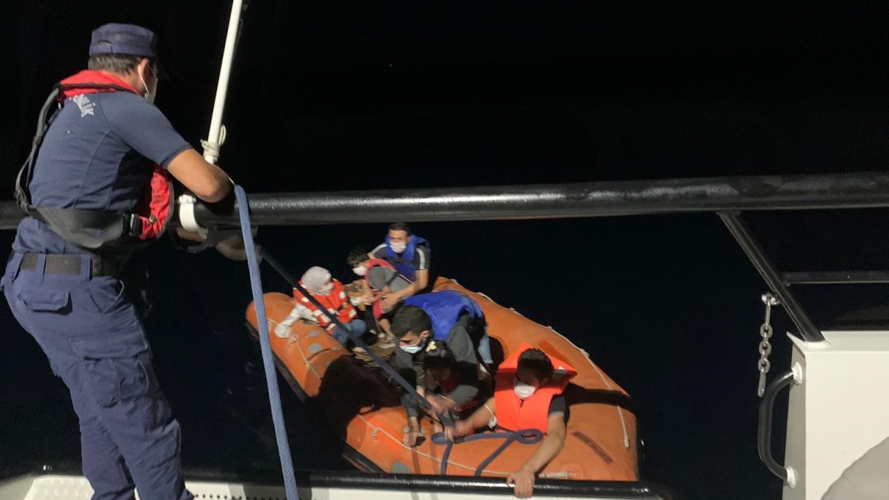 Datça'da 6 sığınmacı kurtarıldı