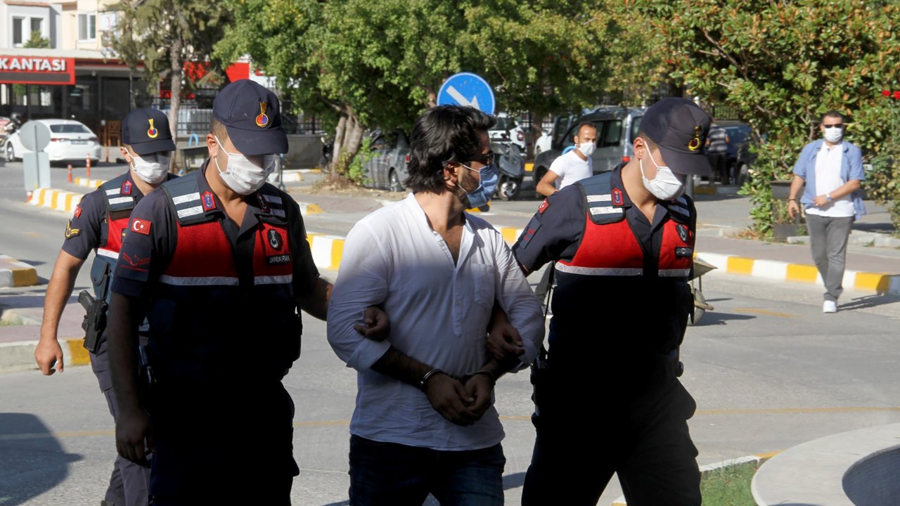 4 ayrı suçtan aranan zanlı tutuklandı