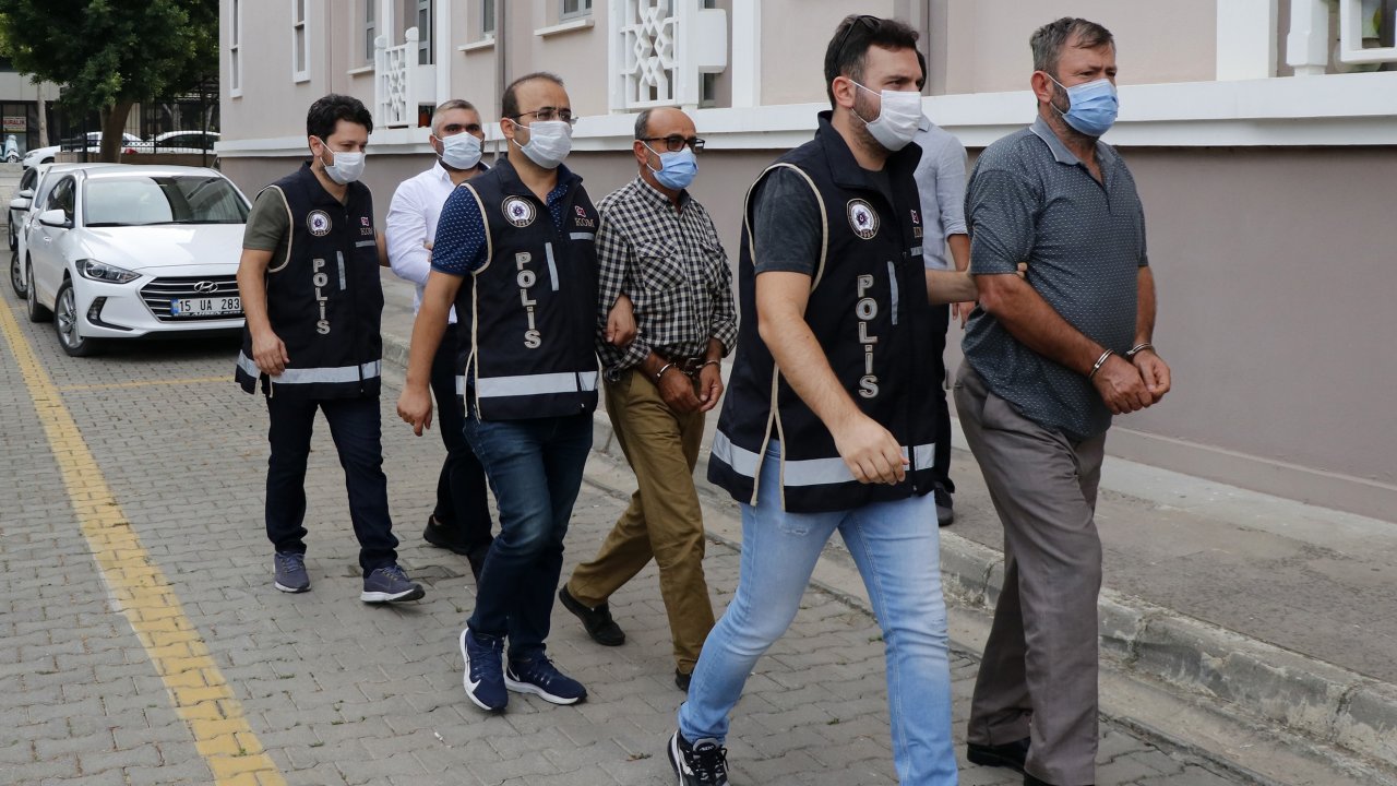 Gözaltına alınan 6 zanlıdan 3'ü tutuklandı