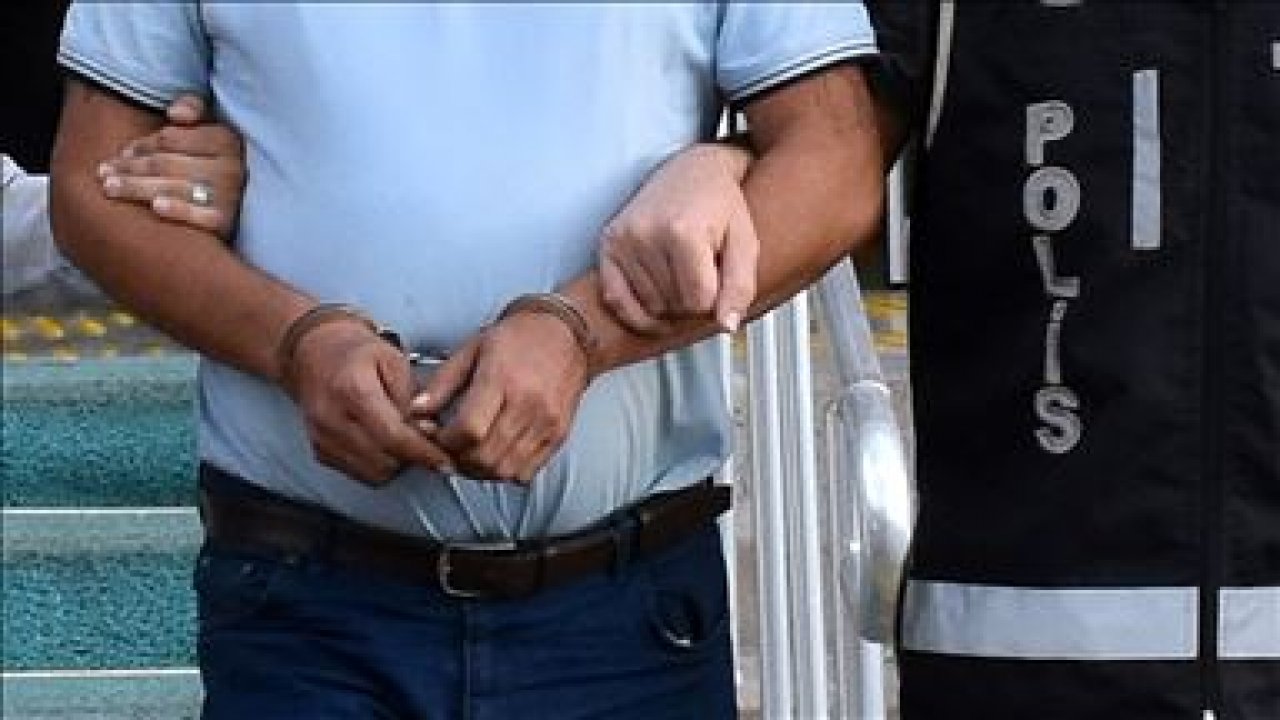 Bodrum'da 2 kişinin sahte içkiden zehirlenip ölmesine ilişkin 1 kişi tutuklandı